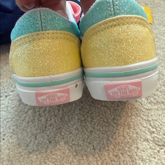 Girls glittery vans shoe sz 7 NWT - Picture 3 of 4